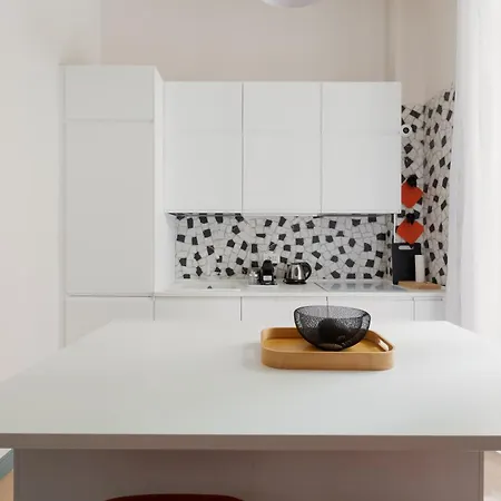 Apartment Guesthost - Piazza Ascoli Cosy Mailand